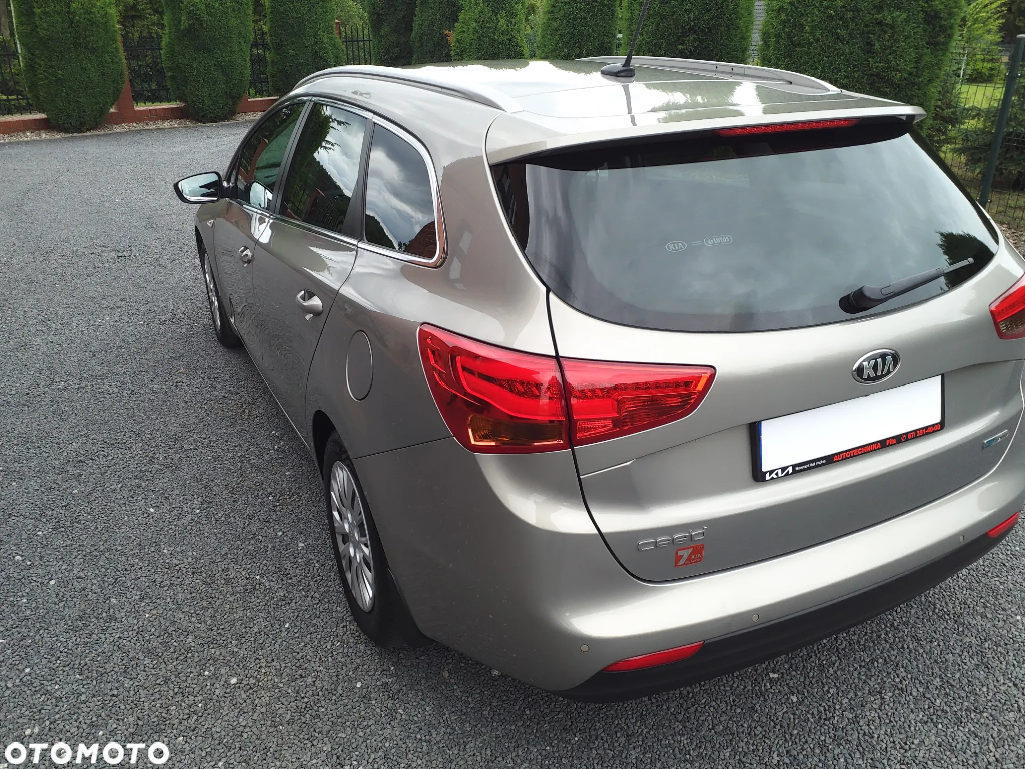 Kia Ceed Cee'd 1.6 GDI Business Line - 10