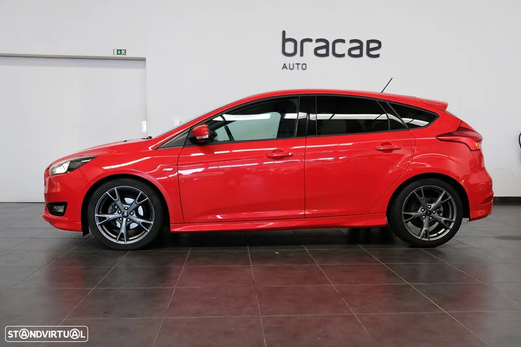 Ford Focus 1.5 TDCi DPF S&S Aut. ST-Line - 5