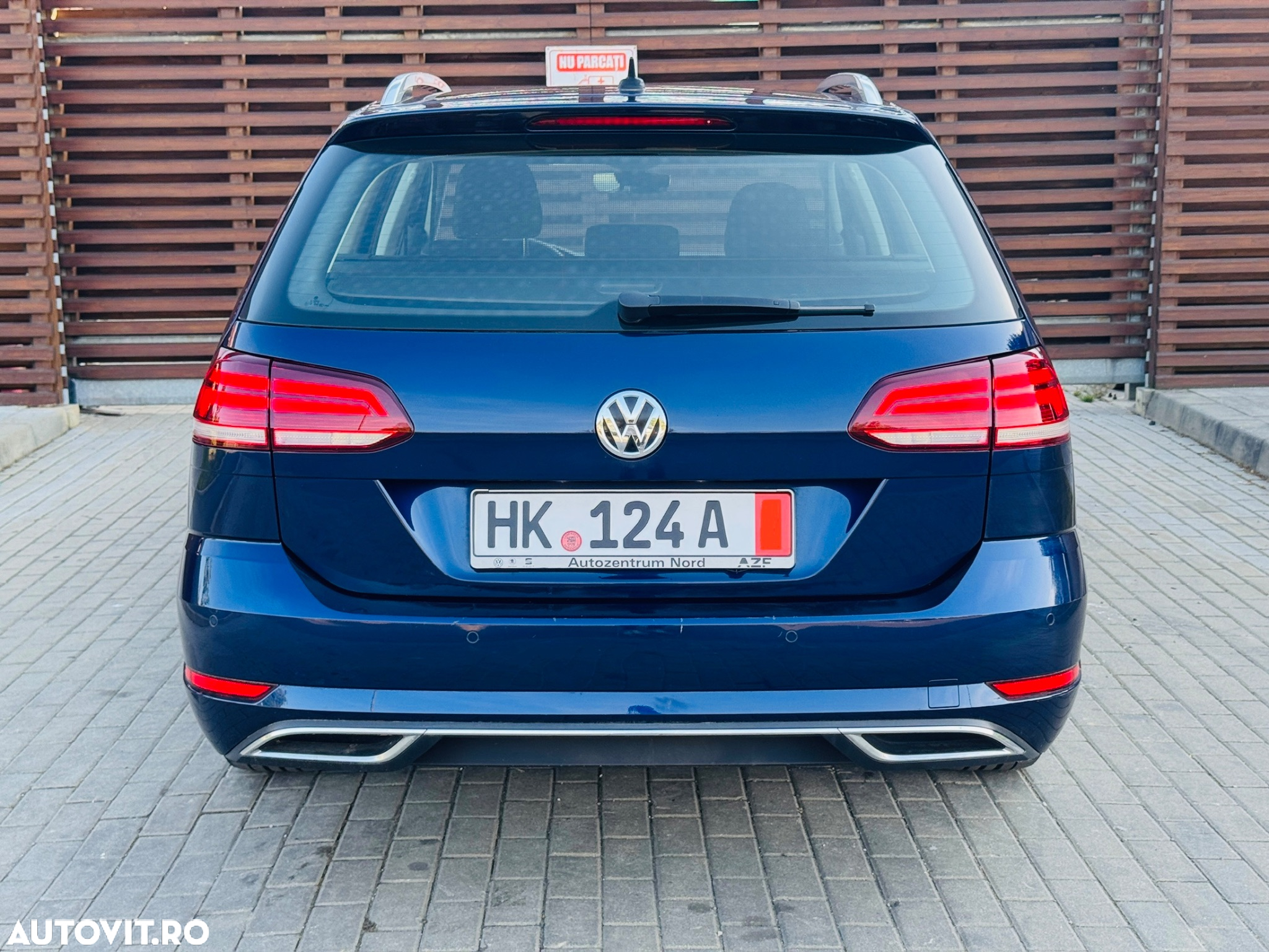 Volkswagen Golf 2.0 TDI DSG Highline - 4