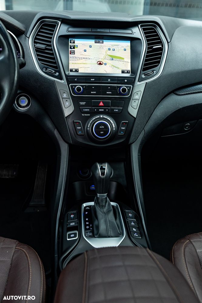 Hyundai Santa Fe 2.2 CRDi 4WD Automatik SEVEN Premium - 15