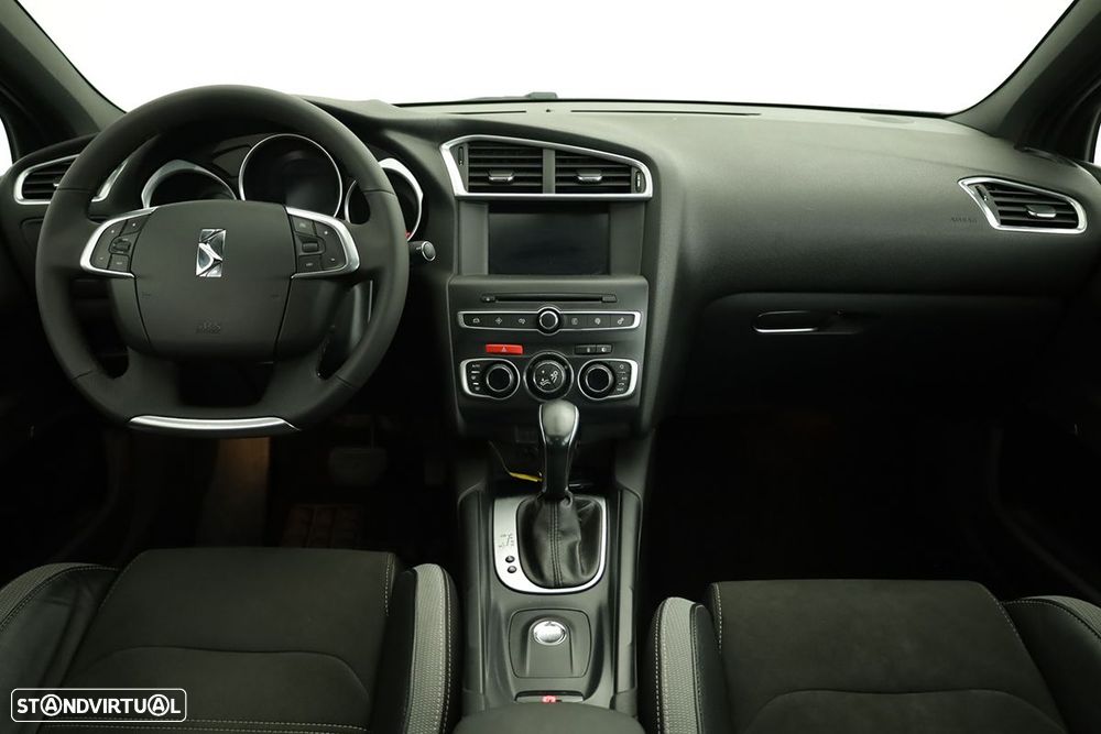 DS DS4 Crossback 1.6 BlueHDi Connected Chic EAT6 - 8