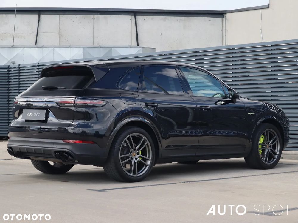 Porsche Cayenne E-Hybrid - 6