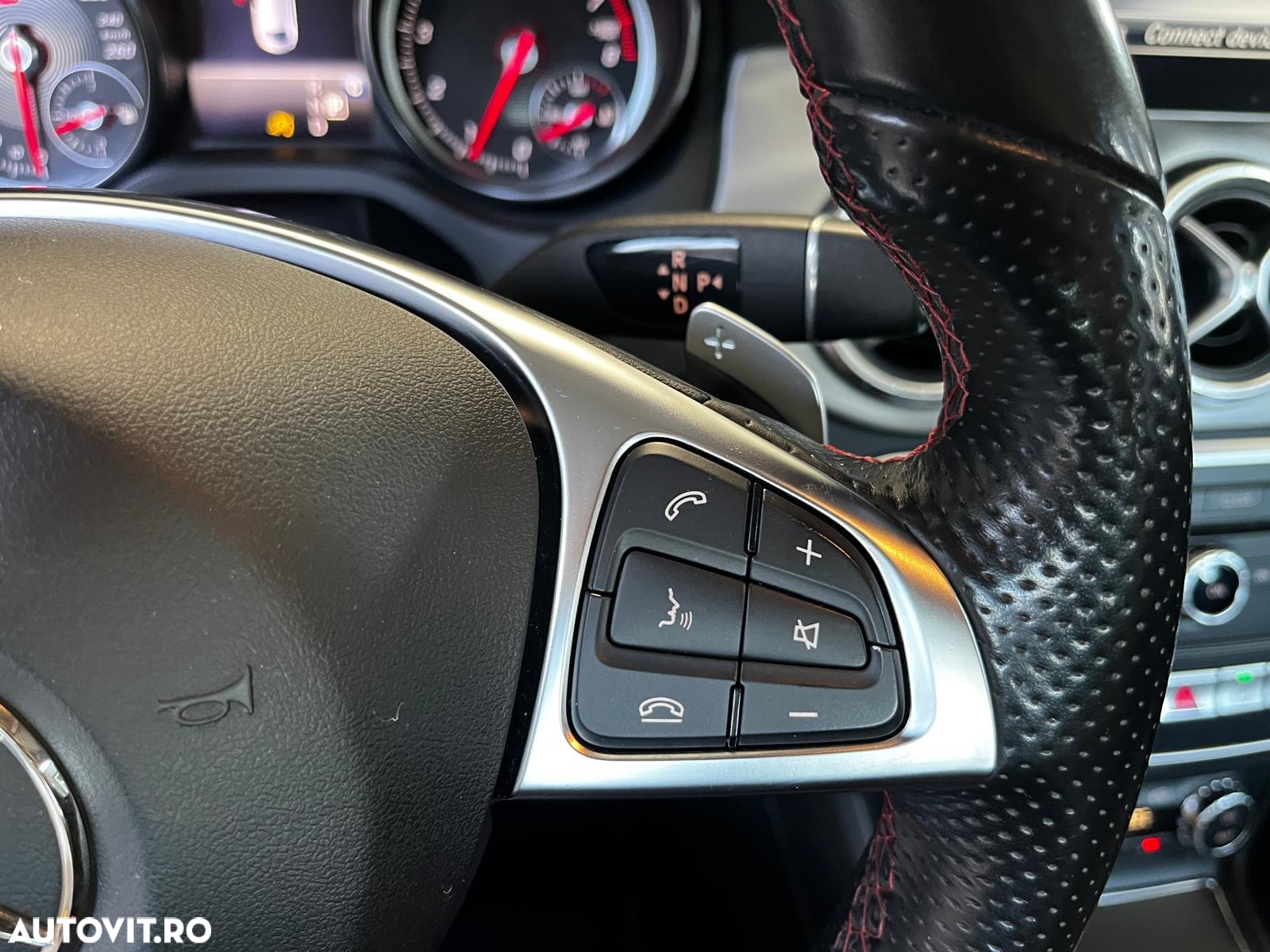 Mercedes-Benz CLA - 16