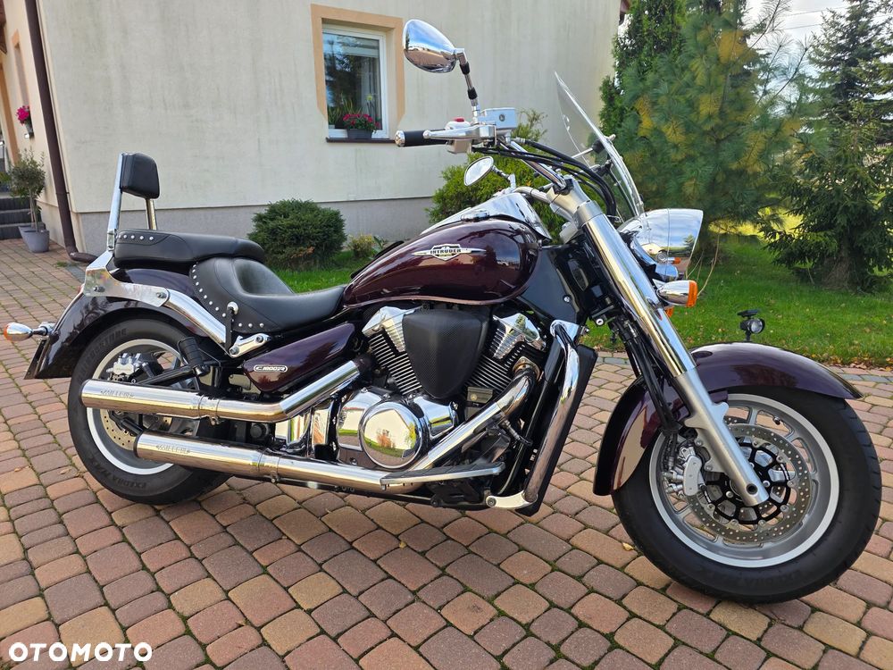 Suzuki Intruder - 25