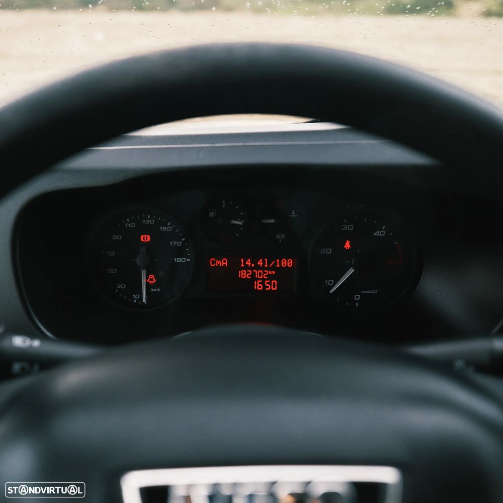 Iveco DAILY 2.3 35-120 FRIO/ISOTÉRMICA - 7