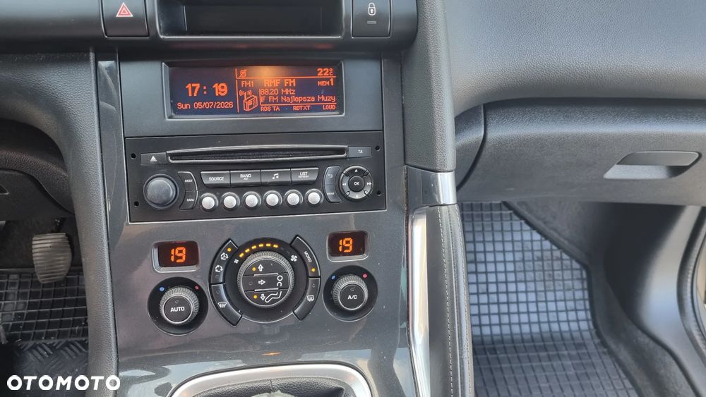 Peugeot 3008 1.6 HDi Active - 16