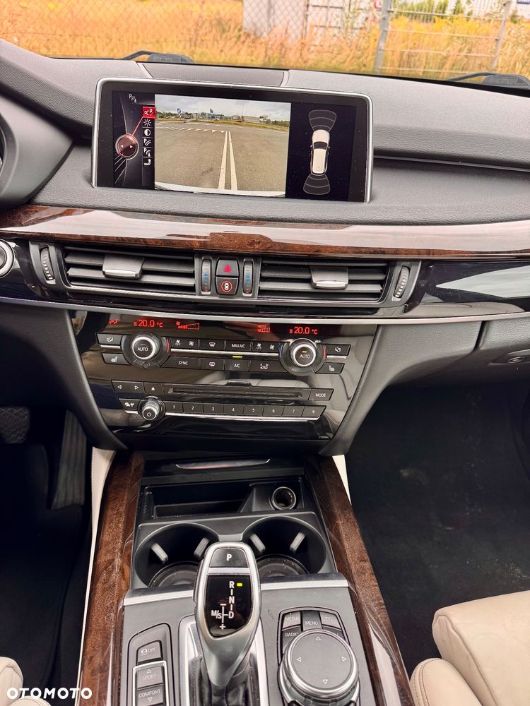 BMW X5 - 16