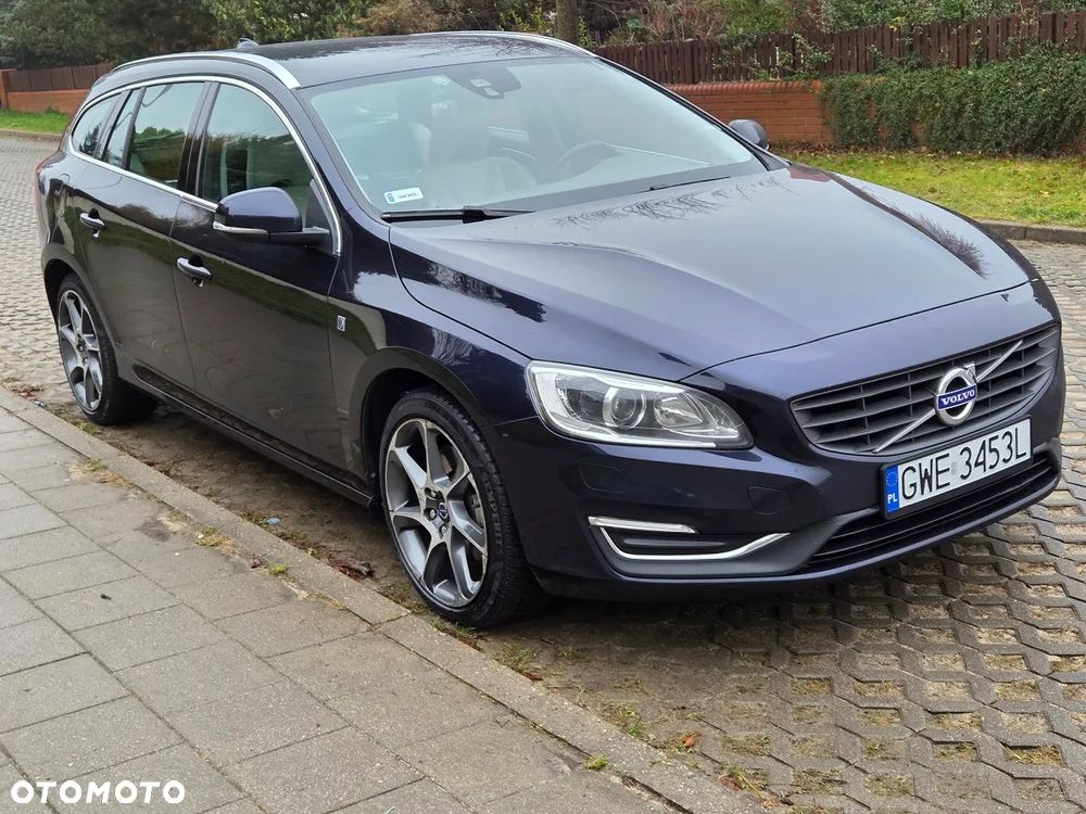 Volvo V60 D4 AWD Drive-E Ocean Race - 2