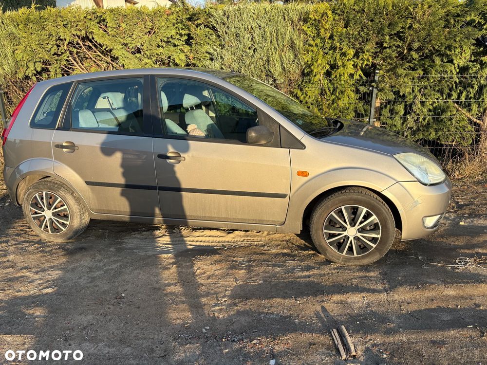 Ford Fiesta 1.4 TDCI - 8