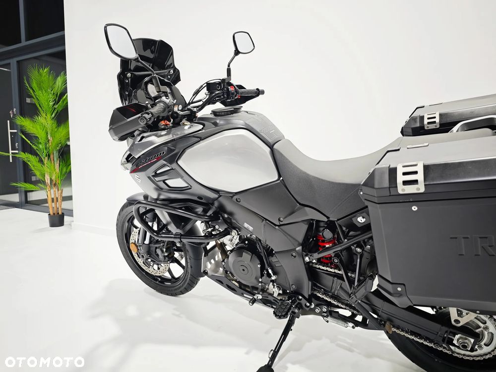 Suzuki V-STROM - 21