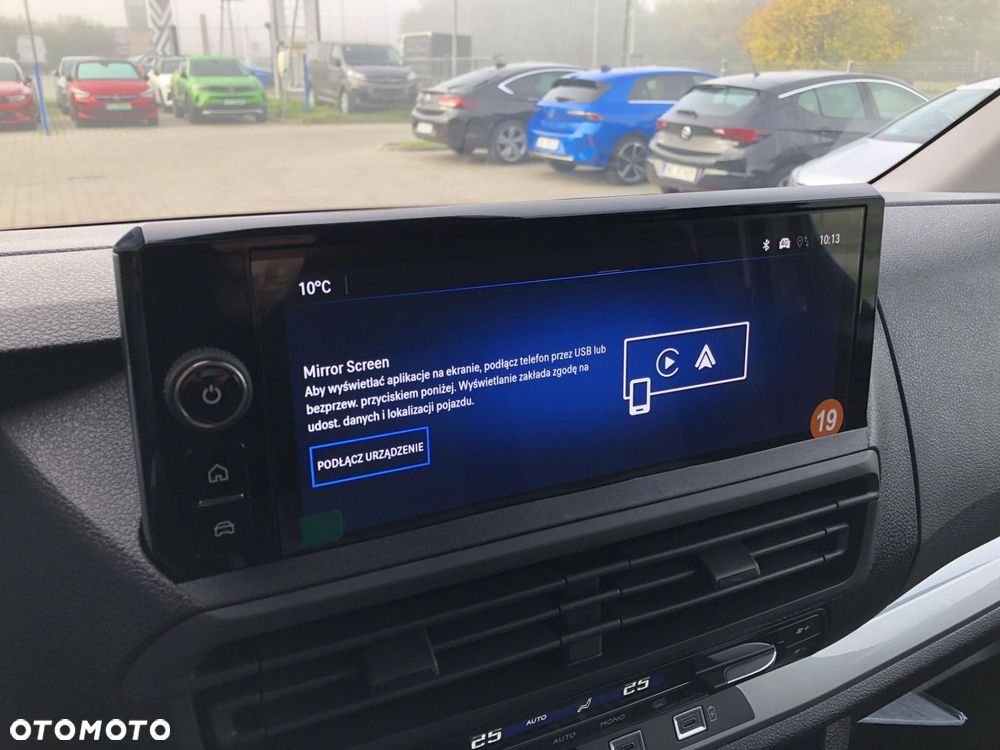 Opel Vivaro - 10