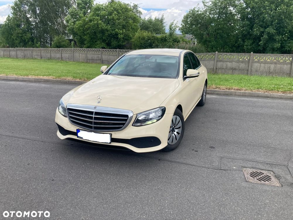 Mercedes-Benz Klasa E 200 d 9G-TRONIC Exclusive - 10