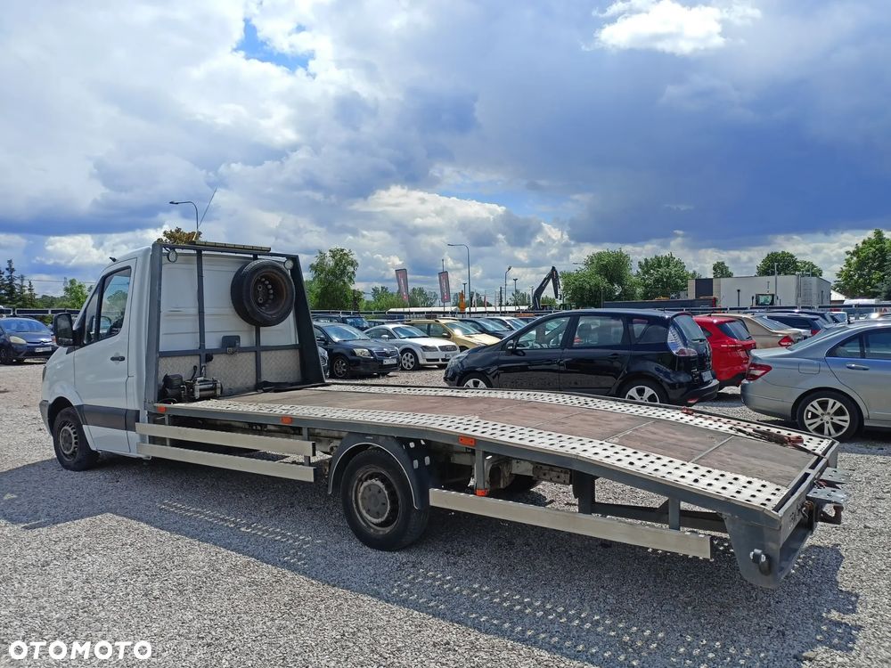 Mercedes-Benz Sprinter - 4