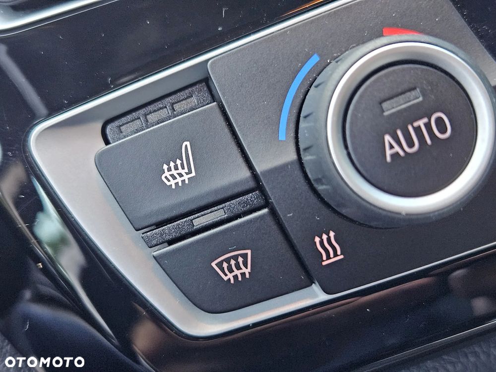 BMW 3GT 318d Luxury Line - 13