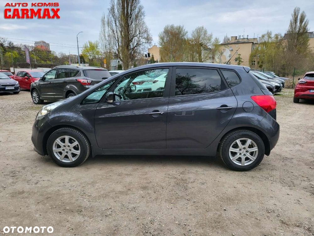 Kia Venga - 4