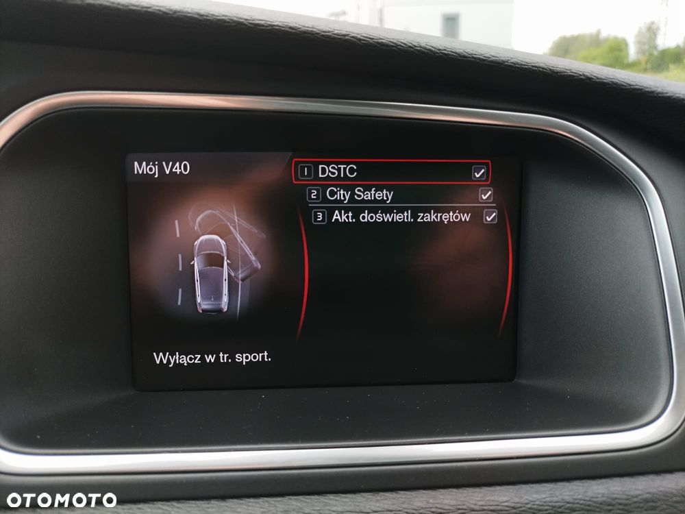Volvo V40 D3 Kinetic - 24