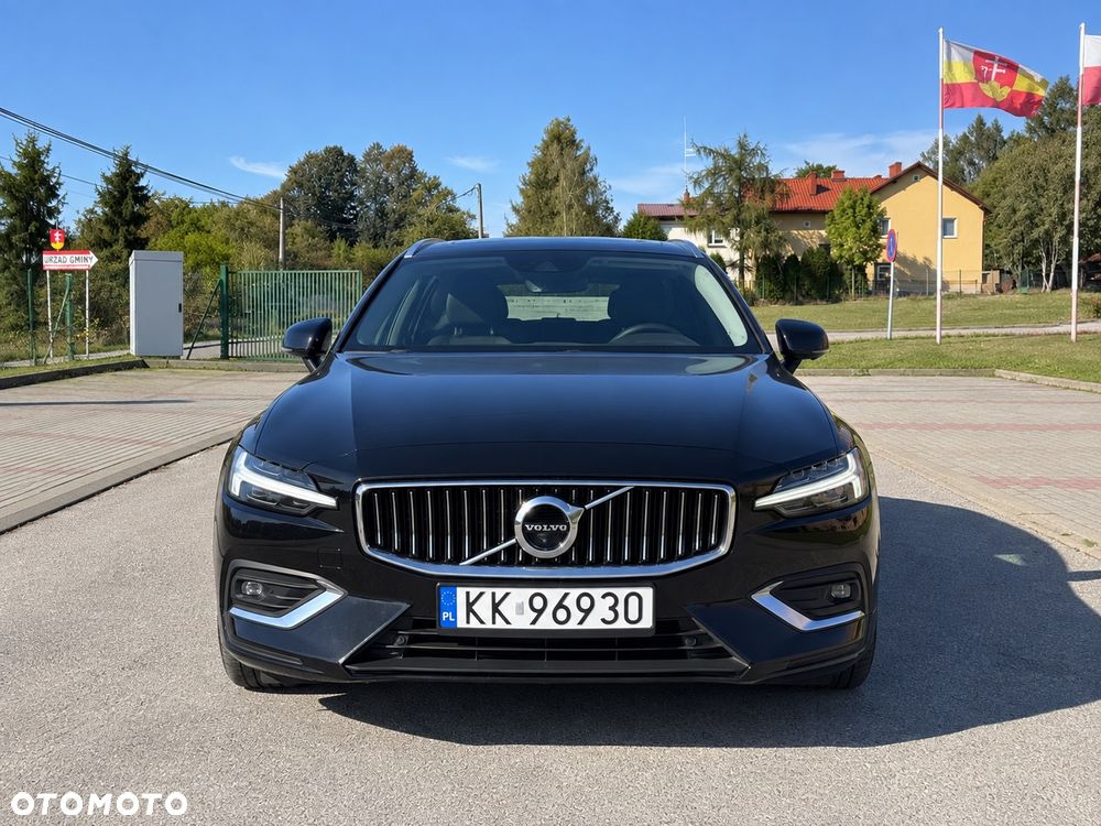 Volvo V60 2019 photo 2