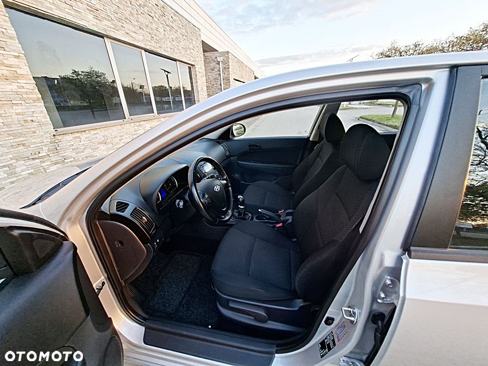 Hyundai i30 1.4 FIFA WM Edition - 12