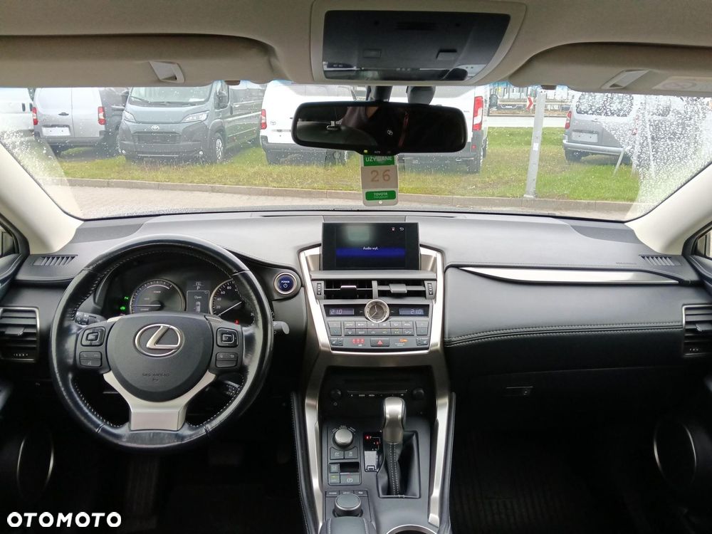 Lexus NX 300h Comfort AWD - 3
