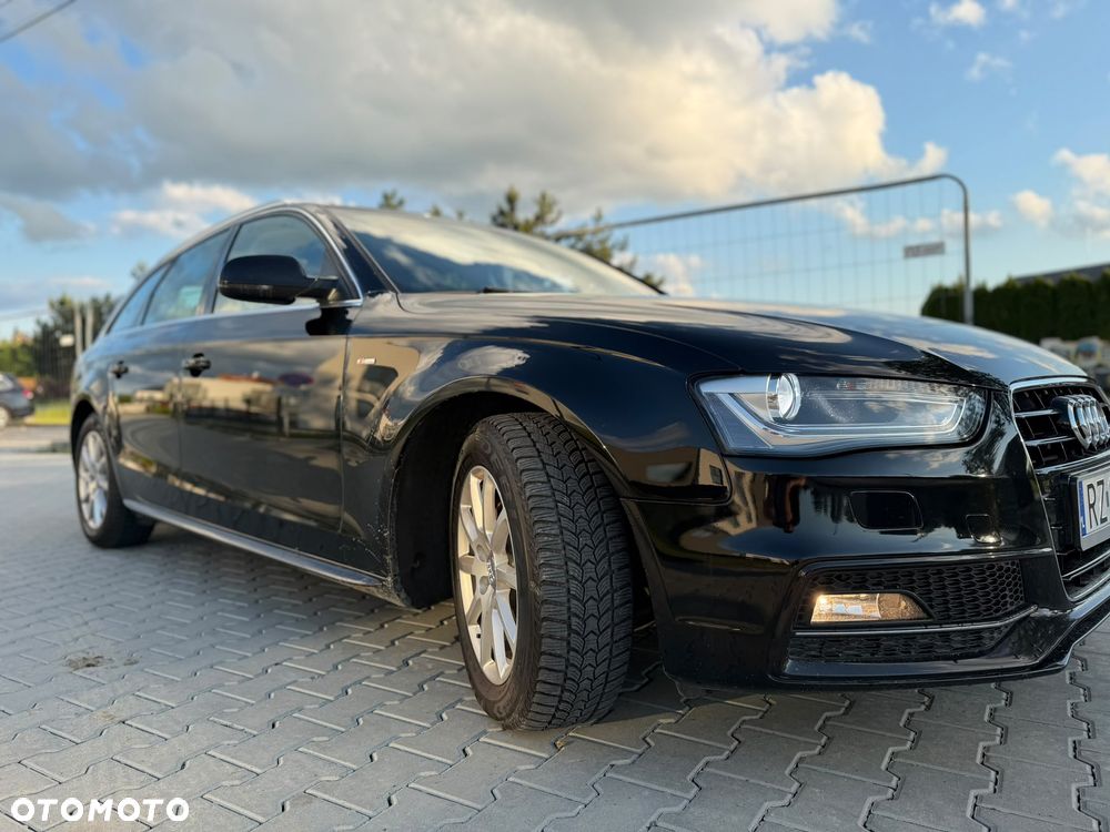 Audi A4 Limousine - 3