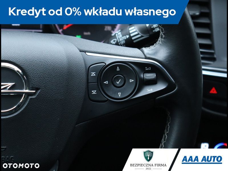Opel Insignia - 24