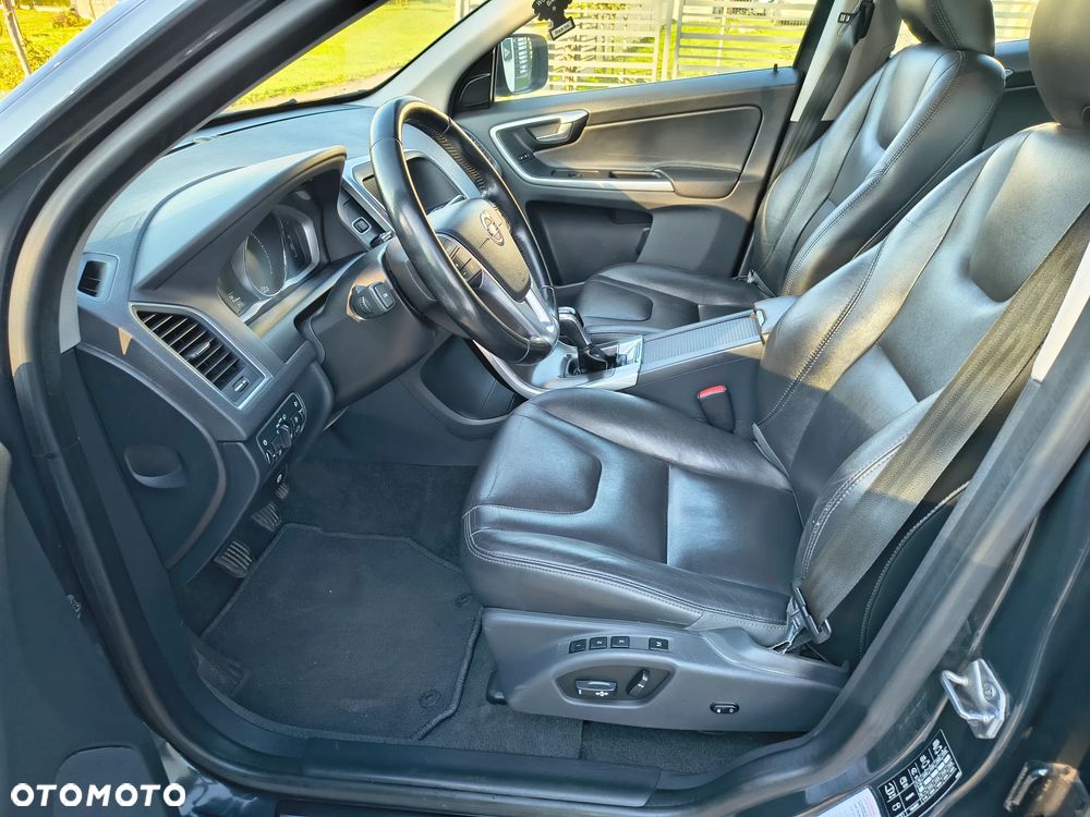Volvo XC 60 D4 Drive-E Base - 23