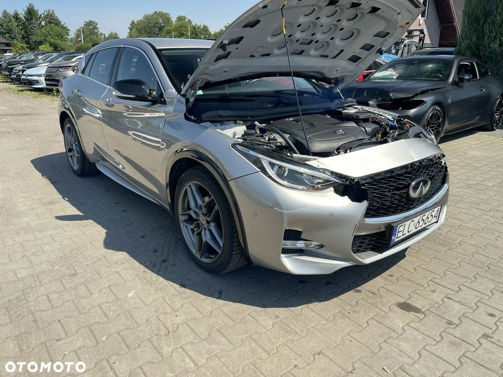 Infiniti Q30 1.6t Sport Tech 7DCT - 3