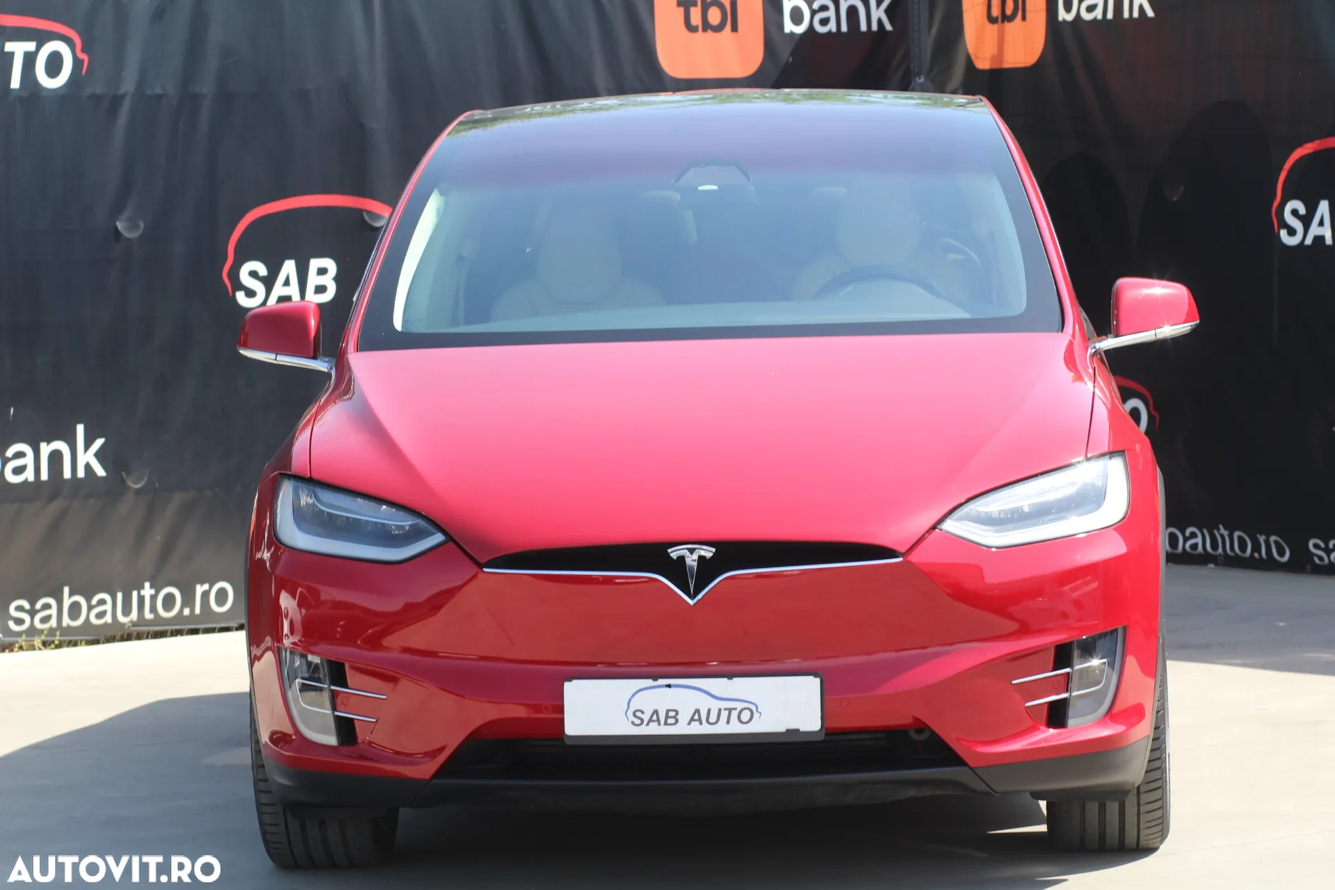 Tesla Model X - 2