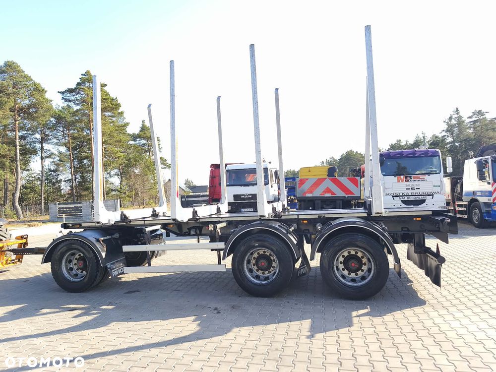 Schmitz Cargobull PAVIC 3 osiowa 2018 rok kłonicowa do drewna lasu drzewa SAF bębny bliźniaki - 4