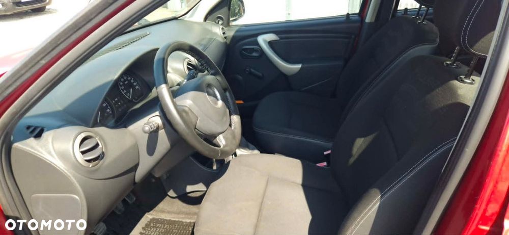 Dacia Sandero - 6