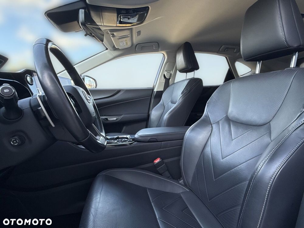 Lexus NX - 11