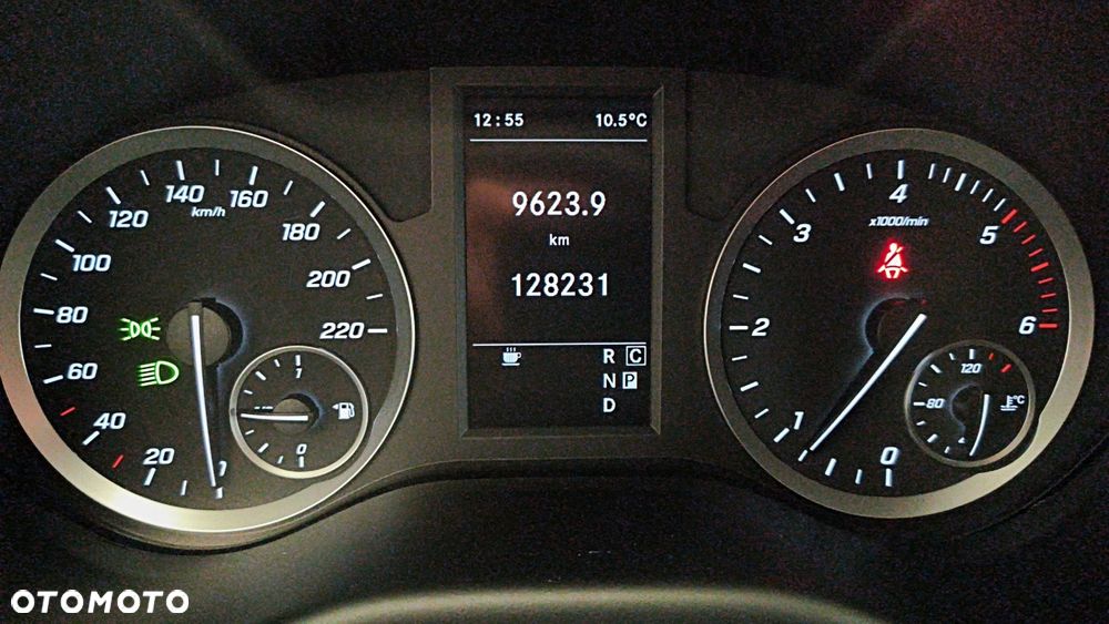 Mercedes-Benz Vito - 16
