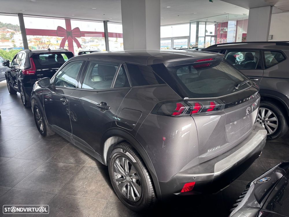 Peugeot 2008 1.2 PureTech Active Pack EAT8 - 5