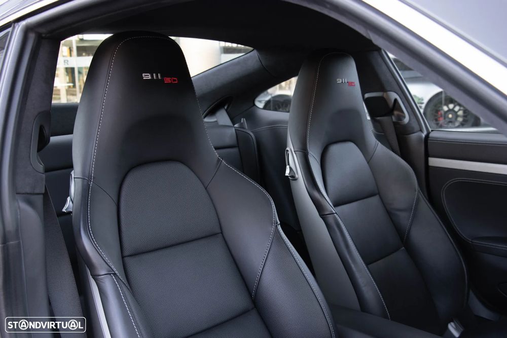 Porsche 911 (991) Carrera S PDK 50 Anos - 30