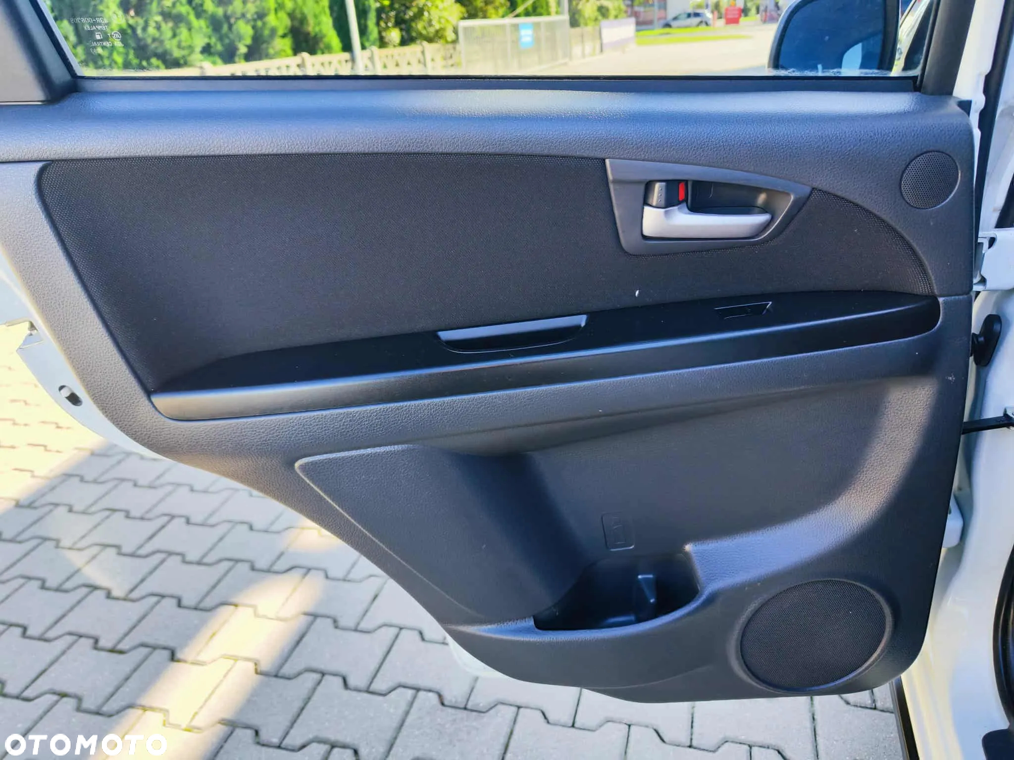 Suzuki SX4 1.6 Premium Outdoor - 25