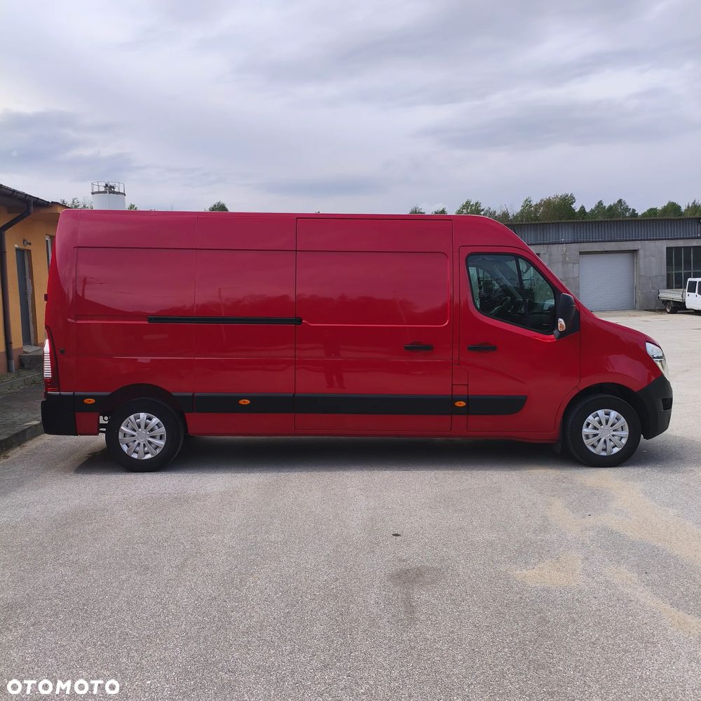 Nissan INTERSTAR - 4