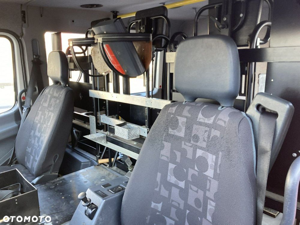 Mercedes-Benz Atego - 24