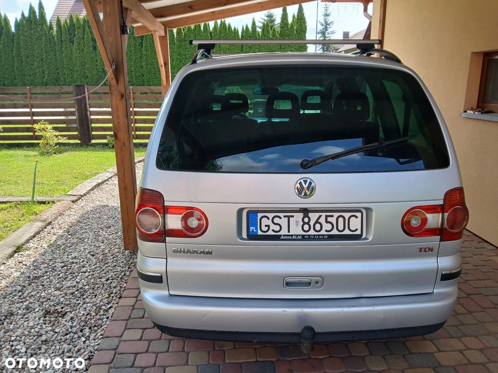 Volkswagen Sharan 1.9 TDI Comfortline - 6