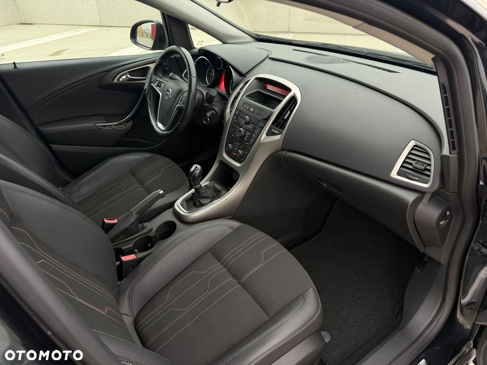 Opel Astra 1.6 Edition 150 - 13