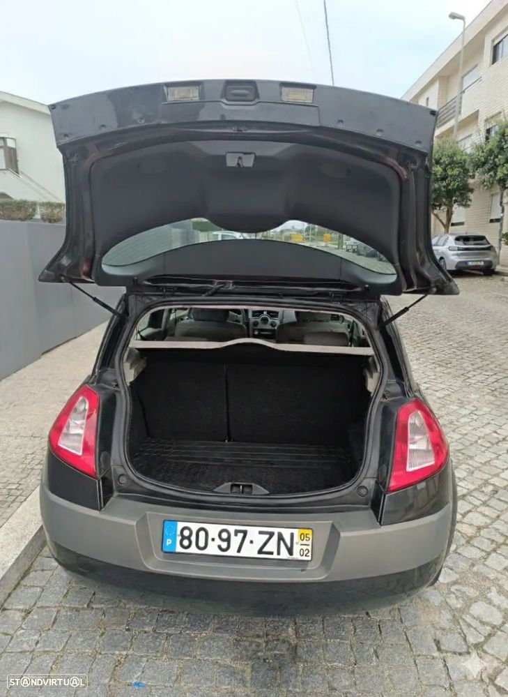 Renault Mégane 1.5 dCi Privilège Luxe - 7