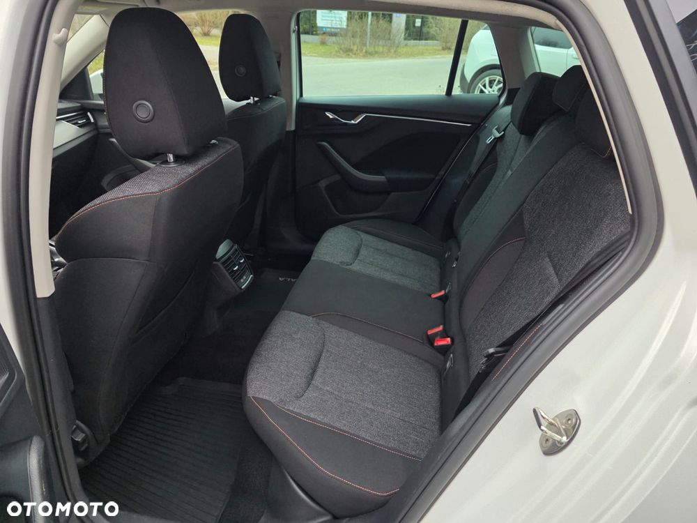 Skoda Scala 1.0 TSI DSG Drive - 17