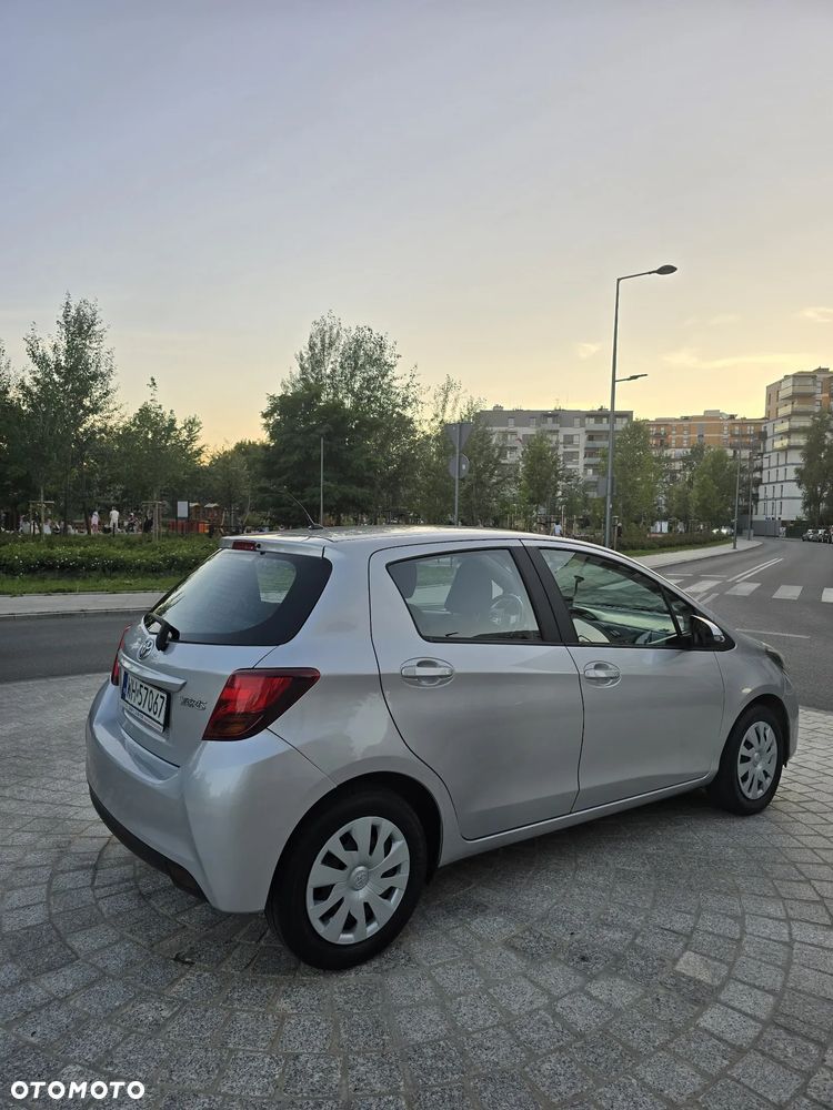 Toyota Yaris 1.33 Active EU6 - 6
