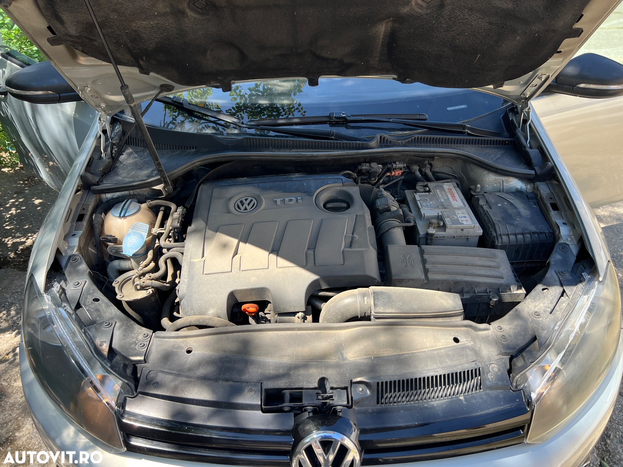 Volkswagen Golf 1.6 TDI BMT Comfortline - 5