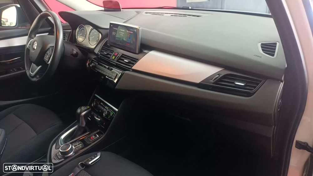 BMW 225xe Active Tourer Line Sport - 59