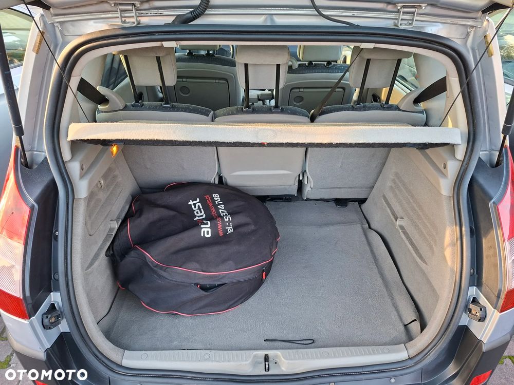 Renault Scenic - 19