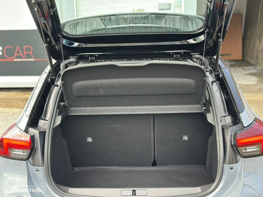 Opel Corsa 1.2 T GS - 25