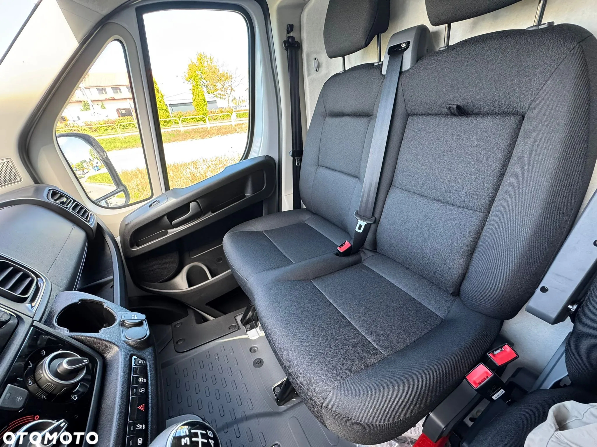 Opel Movano Furgon L4H2 2.2 Diesel 180KM MT6 - 10