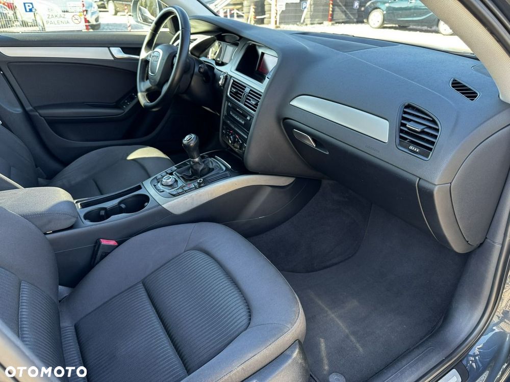Audi A4 Avant - 6