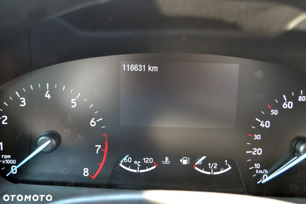 Ford Focus - 32