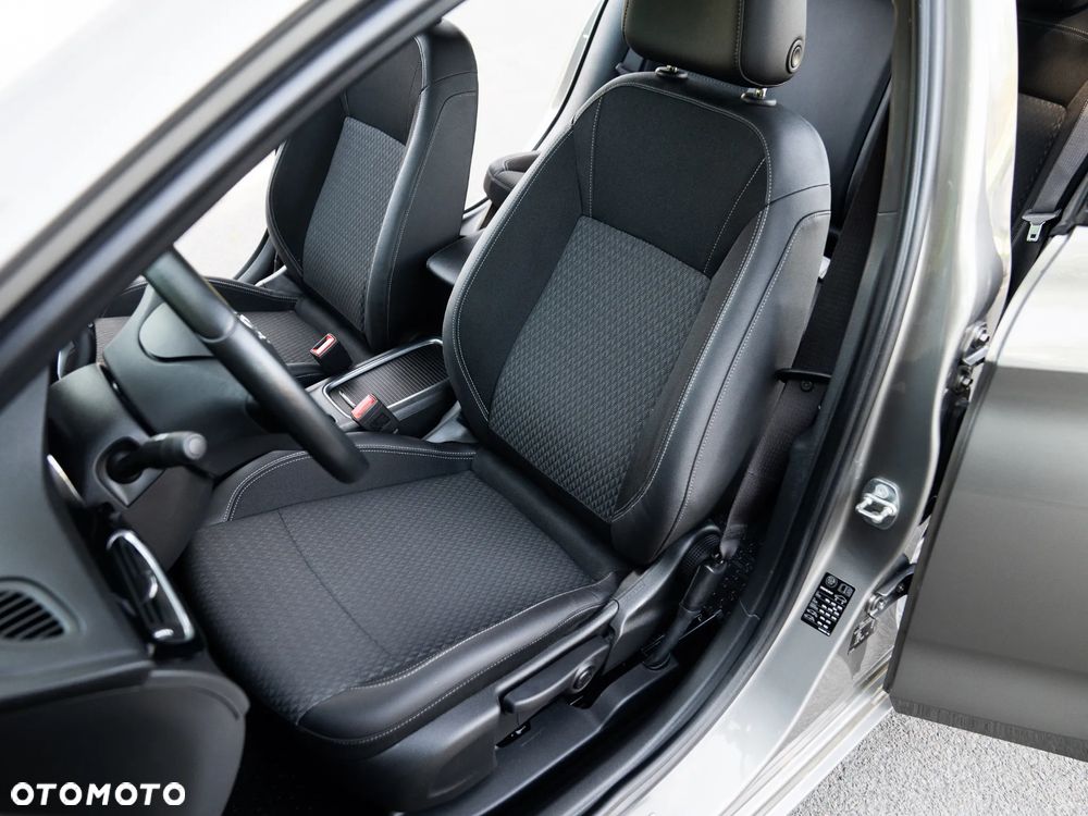 Opel Astra 1.4 Turbo Innovation - 31
